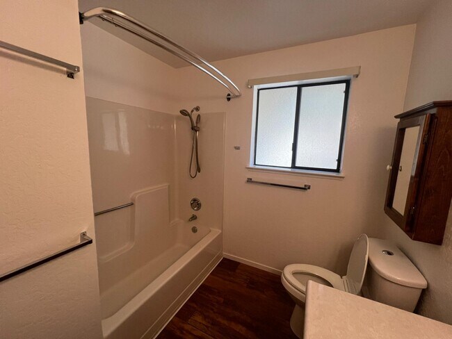 Building Photo - 13254 Wells Fargo Dr