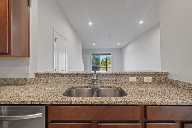 Building Photo - 10705 Verawood Dr