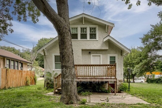 Building Photo - 2431 E 68th St