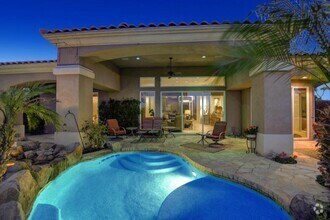 Building Photo - 348 Tomahawk Dr