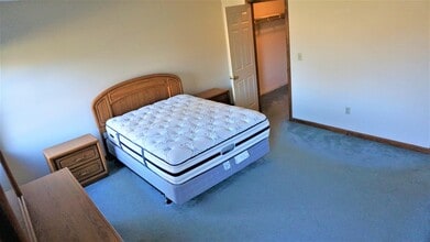 Building Photo - 217 Deer Run Trail