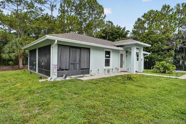 Building Photo - 16143 127th Dr N