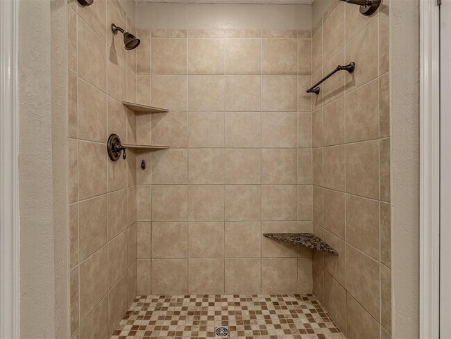 Building Photo - 2131 Jazzman Dr