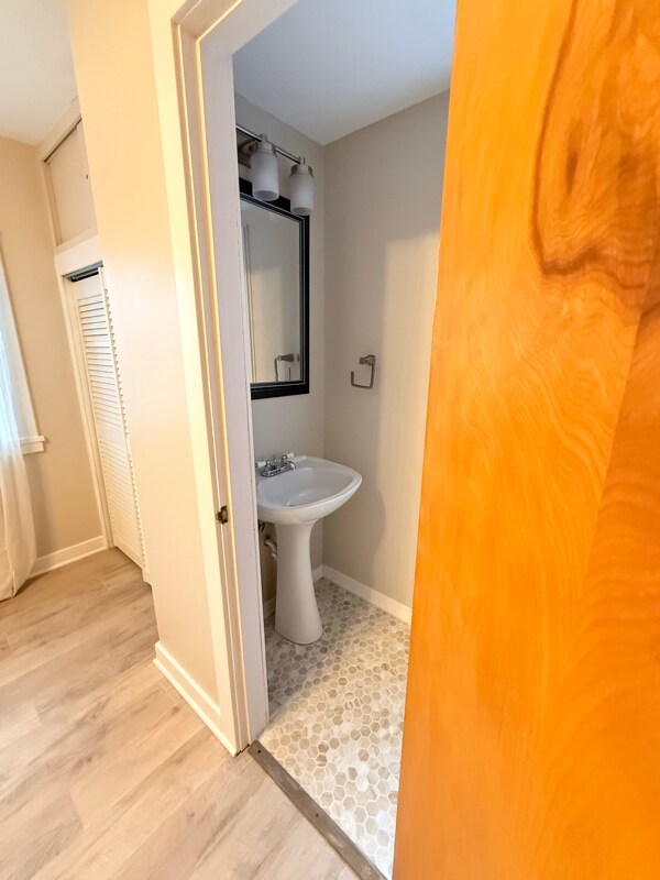 Building Photo - 4144 Park Ave