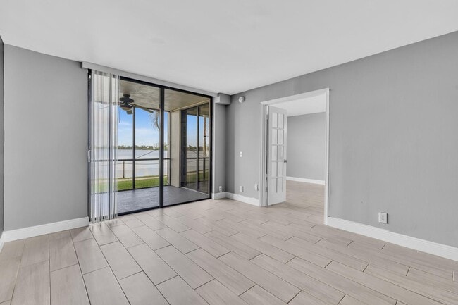 Building Photo - 109 Lake Emerald Dr