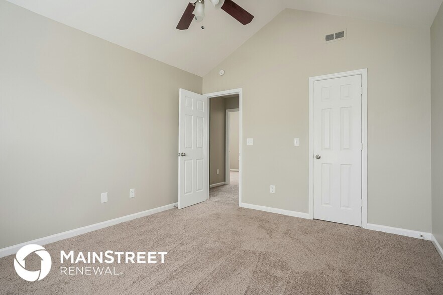 Building Photo - 4908 Windblown Ct