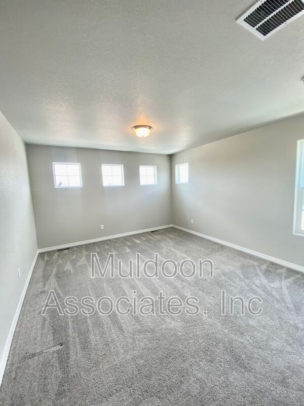 Building Photo - 8274 Talc Dr