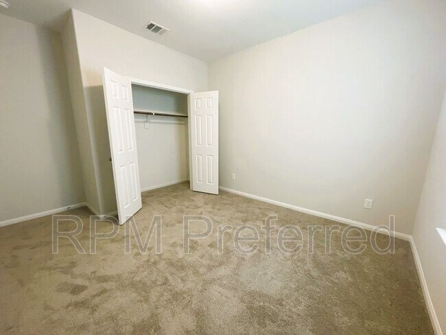 Building Photo - 1555 Rd 5728