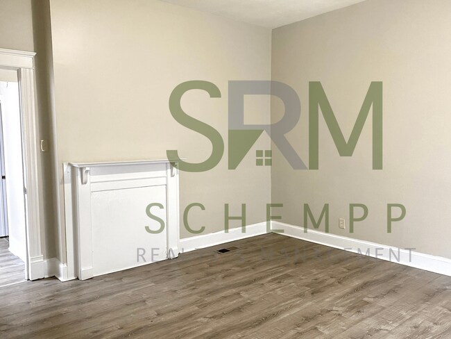 Building Photo - 3 Bedroom house with bonus room in Portland!- Section 8 accepted
