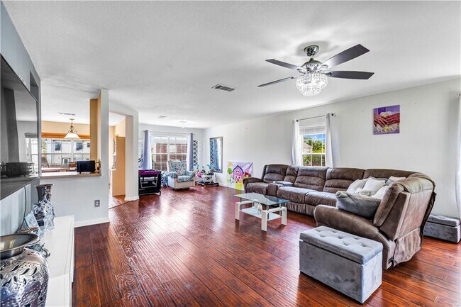 Building Photo - 1216 Faber Dr