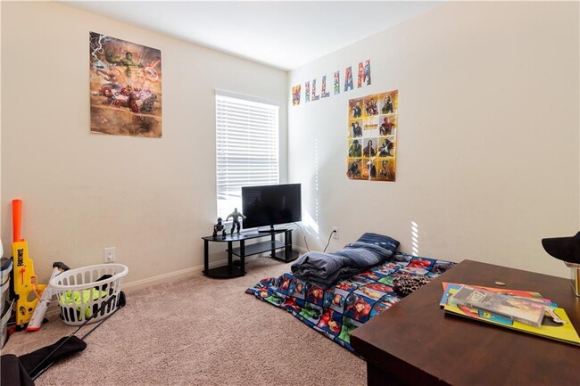 Building Photo - 309 Johnston Ln