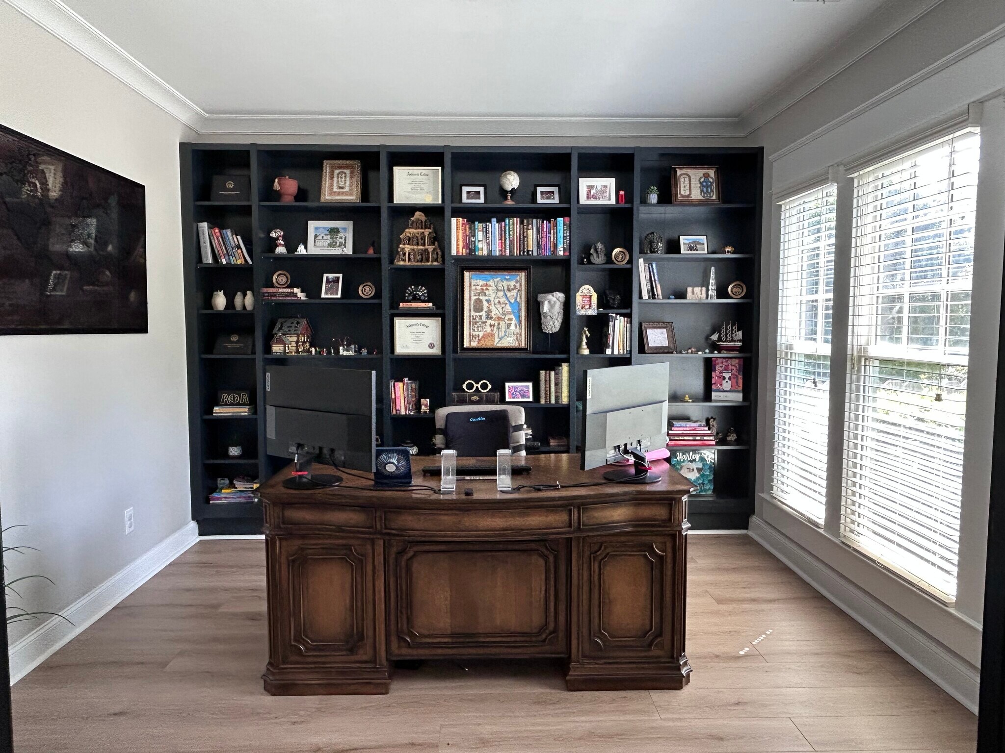 Executive Office - 5006 Groover Dr SE
