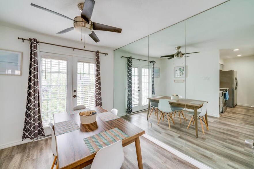 Building Photo - 85 Phoenix Dr