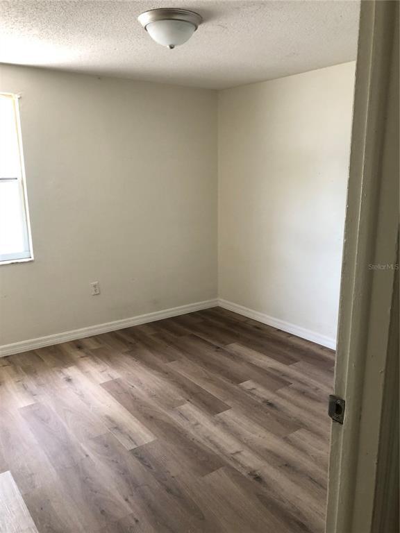 Building Photo - 5706 E 30th Ave