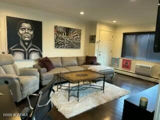 Building Photo - 346 South St