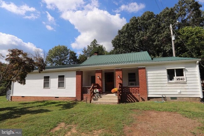 Building Photo - 9540 Greenfield Rd