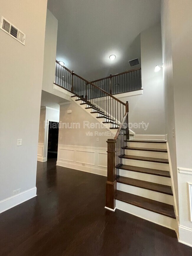 Building Photo - 4540 Tovero Pass