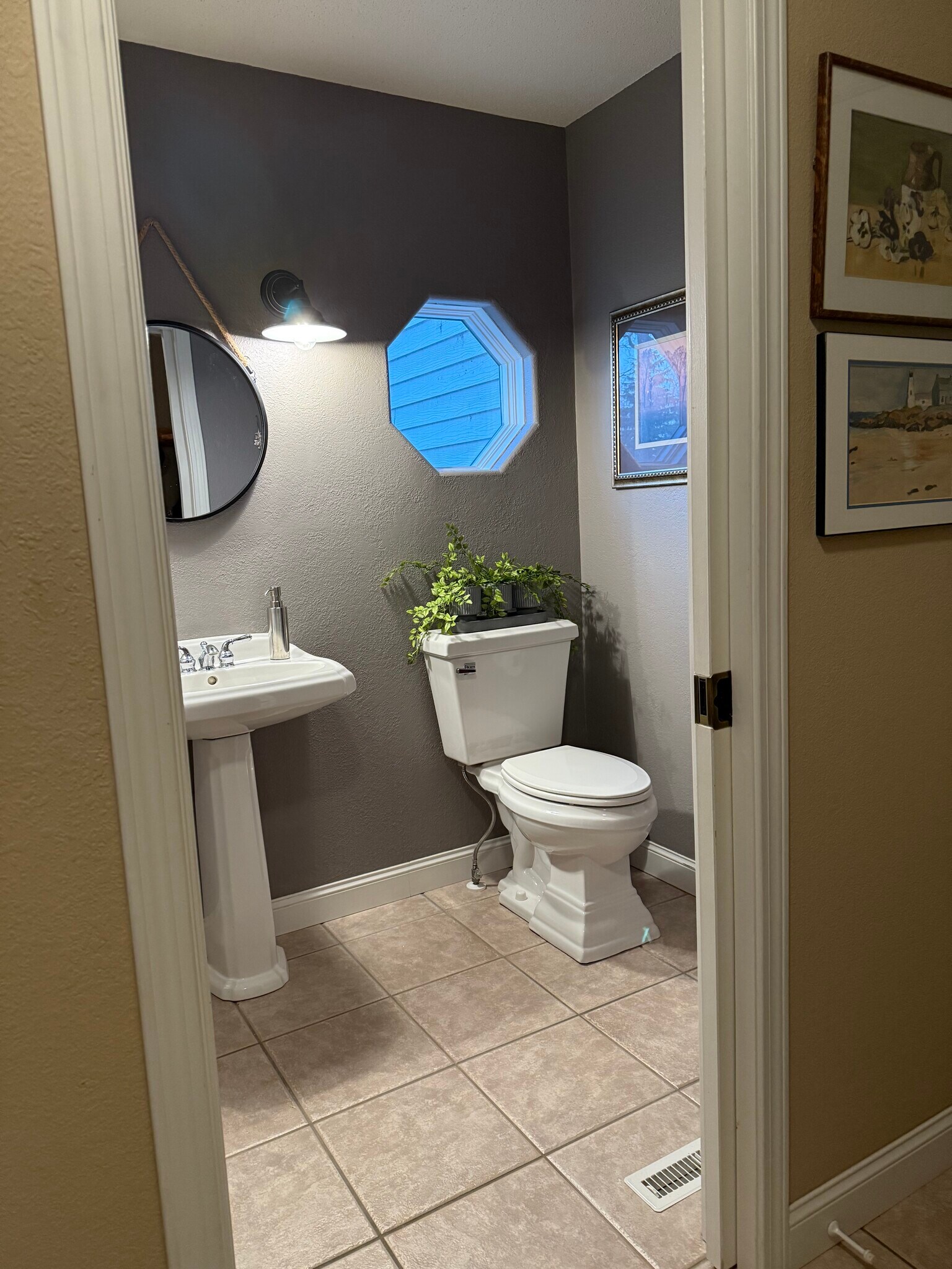 Building Photo - 3313 46th Ave SE