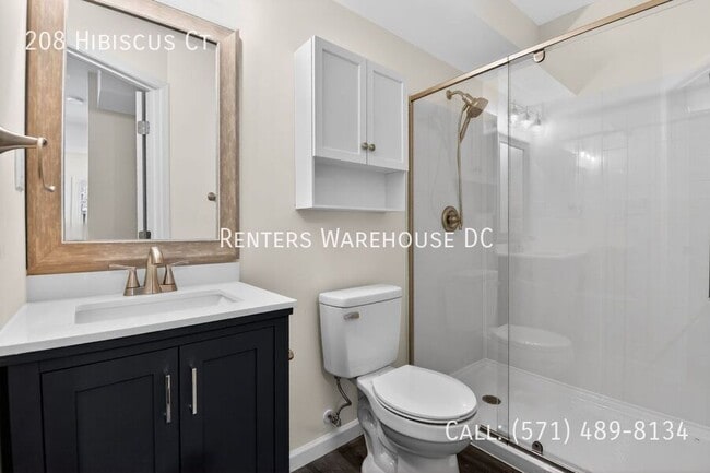 Building Photo - 208 Hibiscus Ct