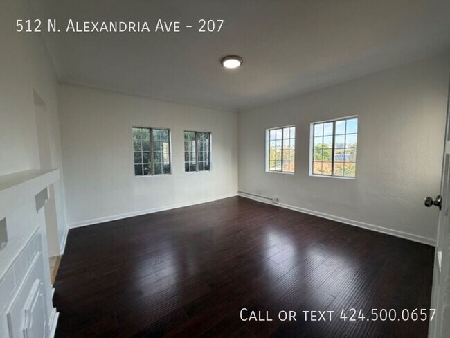 Building Photo - 512 Alexandria Ave