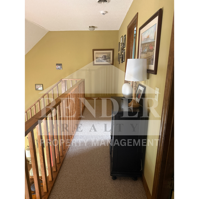 Building Photo - 178 McClary Dr