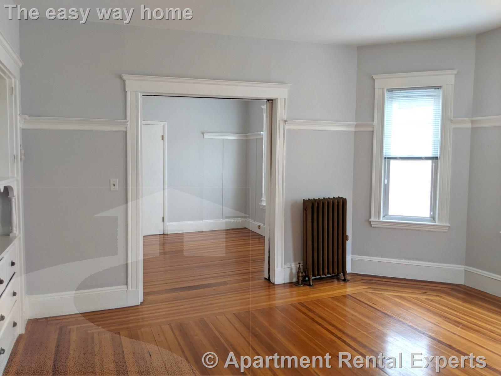 Building Photo - 14 Belknap St