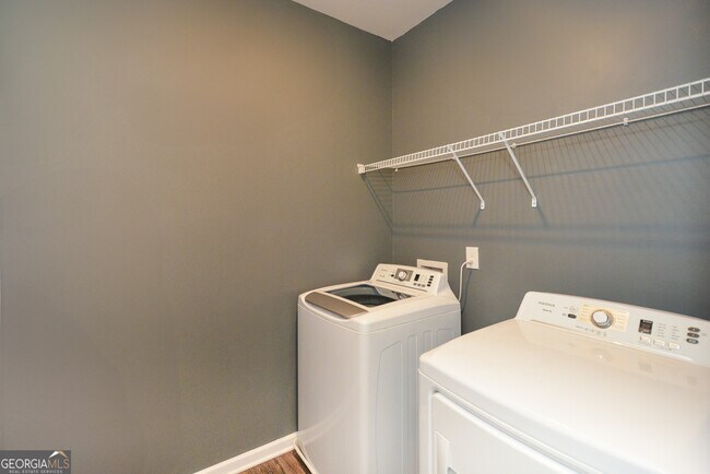 Building Photo - 350 Cranston Dr