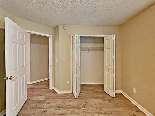 Building Photo - 11510 Eagle Crest Ln