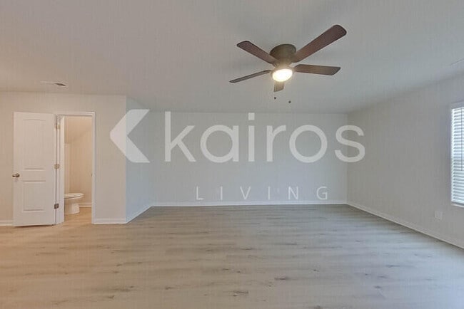 Building Photo - 304 Common Reed Dr