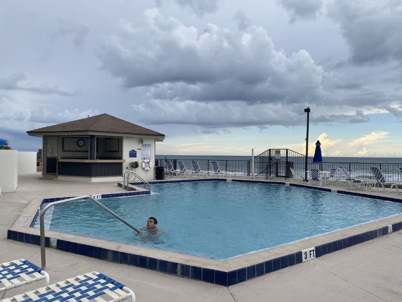 Building Photo - 2615 S Atlantic Ave