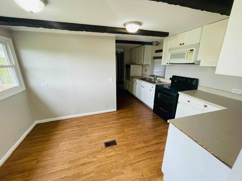 Building Photo - 210 Bride Dr