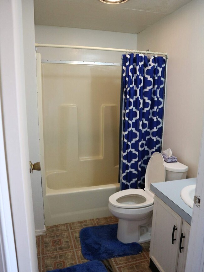Building Photo - Fully Furnished Year-Round Rental in Lewes...