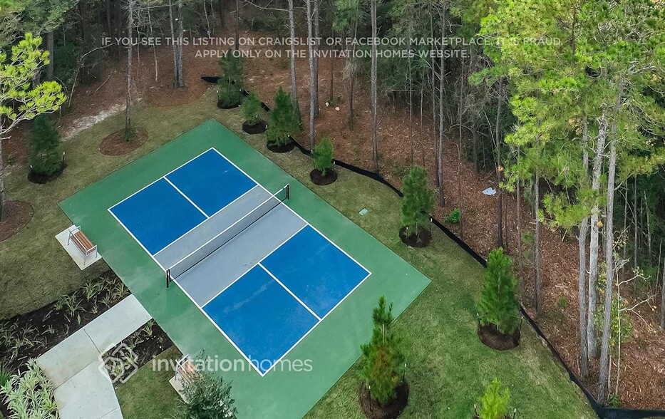 Building Photo - 5803 Canterbury Bells Ln