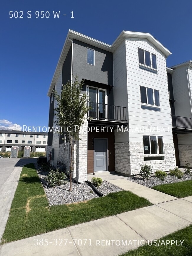 Building Photo - 502 S 950 W