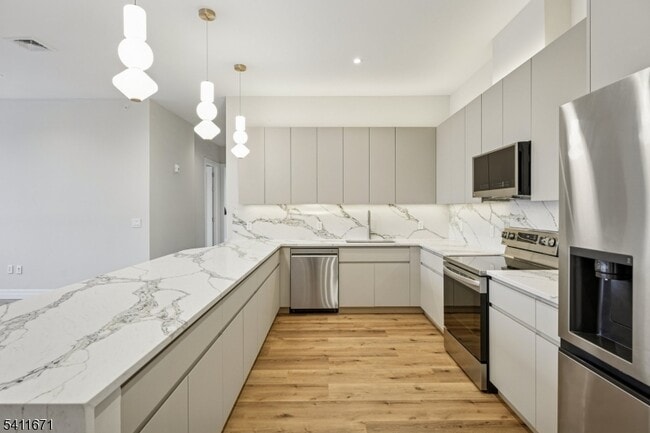 Building Photo - 1722 Springfield Ave