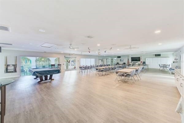 Building Photo - 11200 102nd Ave