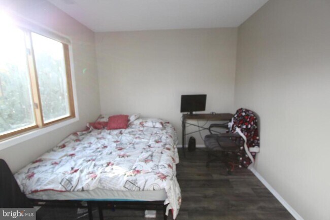 Building Photo - 1016 Aspen Dr