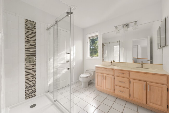 Building Photo - 237 Grand Cypress Ct