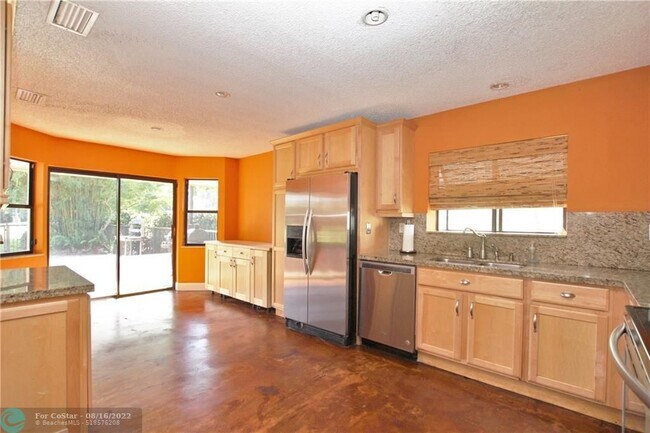Building Photo - 10134 Boca Woods Ln