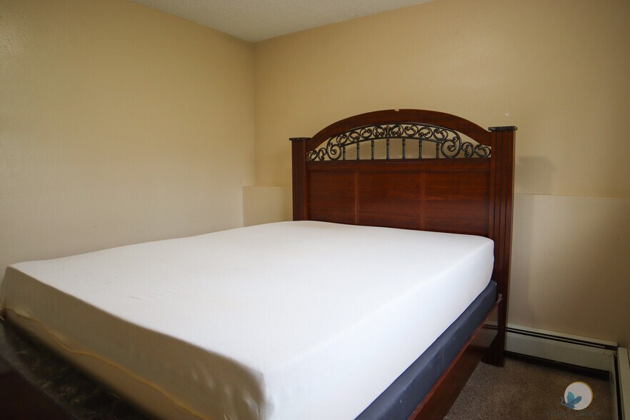 Downstairs Bedroom 1 - 1762 Cottonwood St