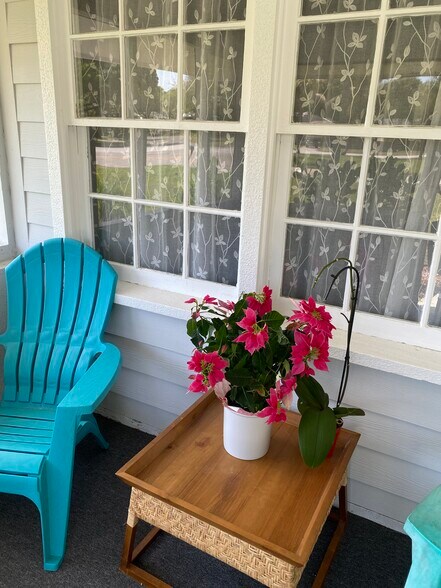 Building Photo - 2515 Vero Beach Ave