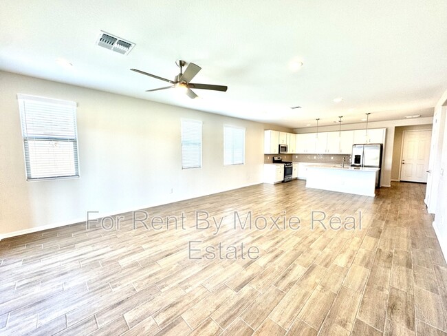 Building Photo - 21656 N Belt Dr