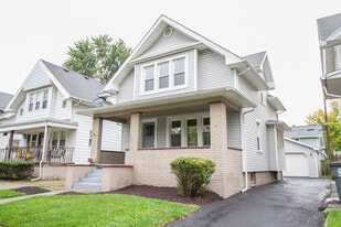 Building Photo - 4122 Fairview Dr