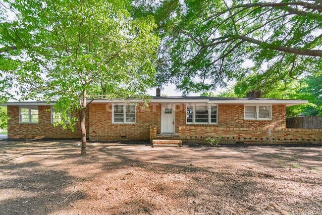 Primary Photo - Charming 3 Bedroom in Williamston!