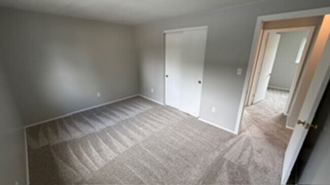 Building Photo - 4954 Talford Ct
