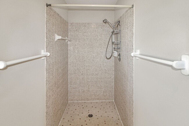 Building Photo - South Venice Annual Home for Rent