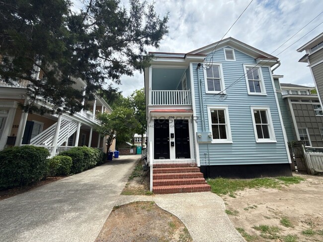 Building Photo - 250 Rutledge Ave