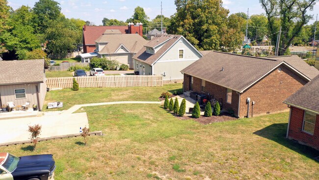 Building Photo - 314 N 2nd St