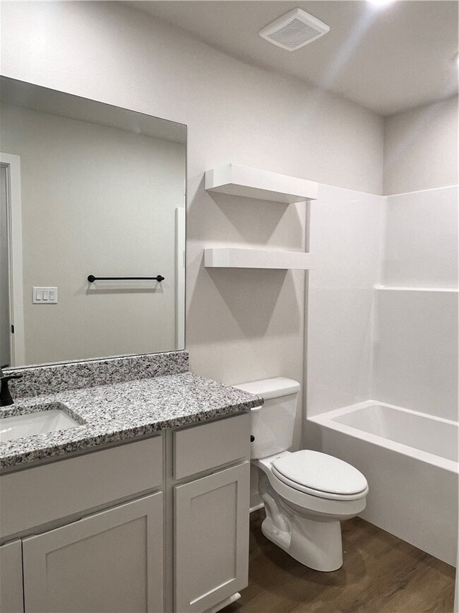 Building Photo - 572 Cosmos St