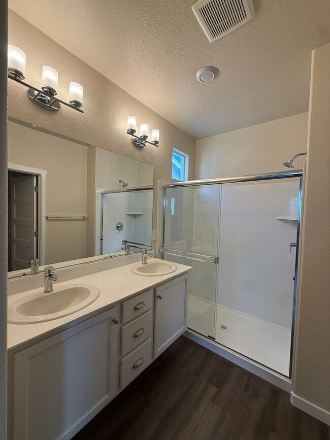Building Photo - 2 bed | 2.5 bath | 1238 SF | 1 Car Garage | Two Story | Tenant pays $175 monthly for WS&G